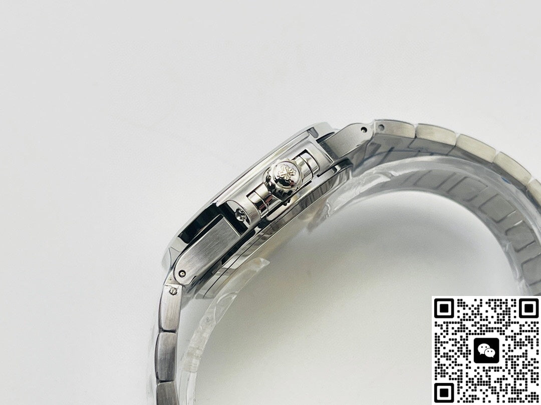 Patek Philippe Nautilus 7118-1200A-001 PPF Factory V4 Date Display