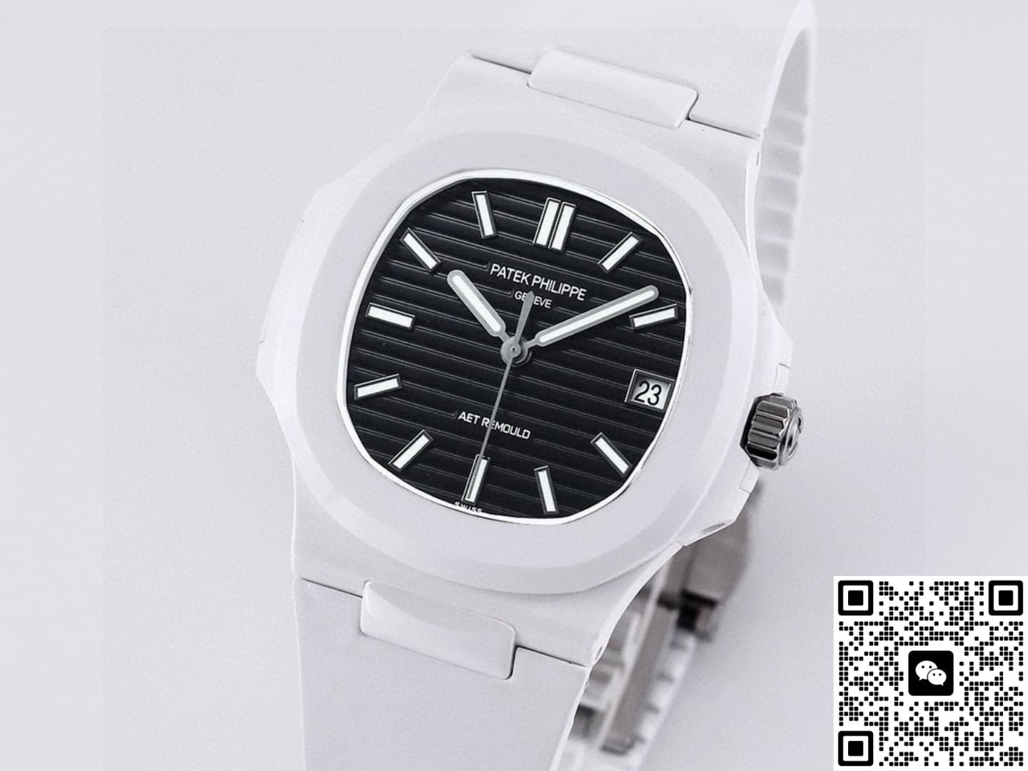 Patek Philippe Nautilus 5711 AET Factory Date Display