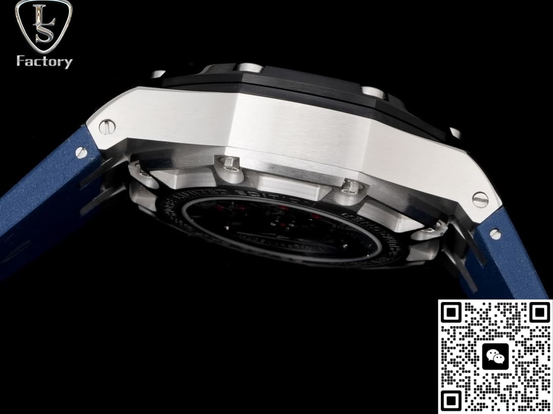 Audemars Piguet Royal Oak Offshore 26290PO.OO.A001VE.01 LS Factory Date display