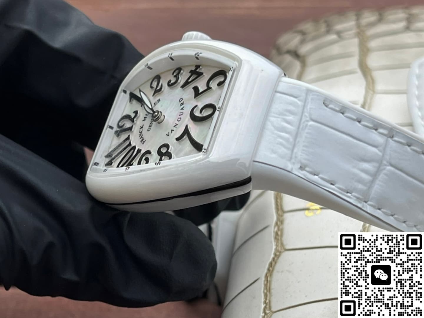 Franck Muller Vanguard V32 ABF Factory Mother-Of-Pearl Dial