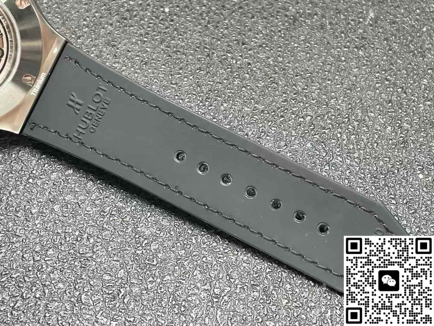 Hublot Classic Fusion 521.NX.8970.LR HB Factory Date display