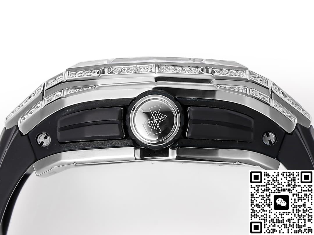 Hublot BIG BANG 648.NX.0107.RX.1604.MXM23 Diamond set case