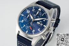 IWC Pilot IW388101 APS Factory Week Display
