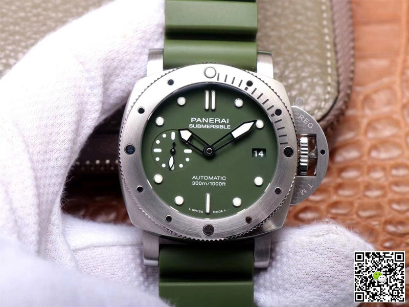 Panerai Submersible Verde Militare PAM1055 VS Factory Matte-Green Dial