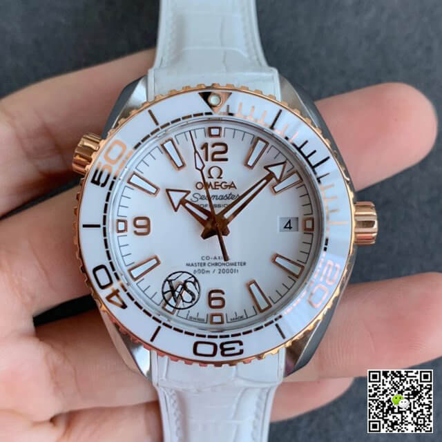 Omega Seamaster 215.23.40.20.04.001 Planet Ocean 600M VS Factory White Dial