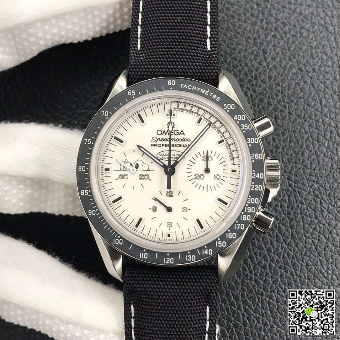 Omega Speedmaster Snoopy Award 311.32.42.30.04.003 OM Factory V2 White Dial