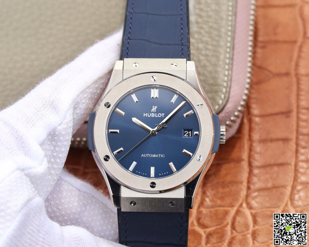 Hublot Classic Fusion 511.NX.7170.LR WWF Factory Blue Dial