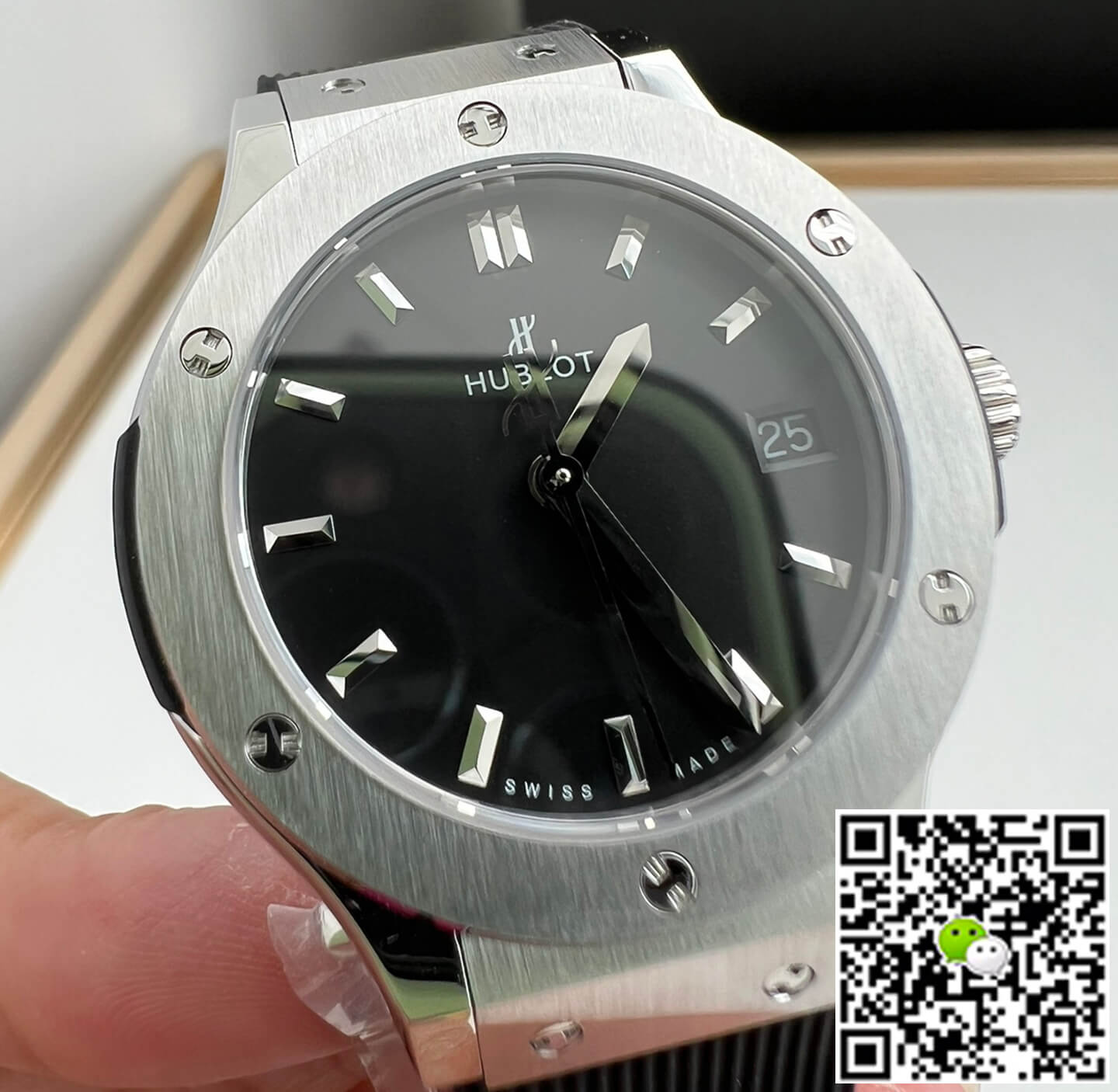 Hublot Classic Fusion 581.NX.1171.RX 33MM Quartz HB Factory Black Dial