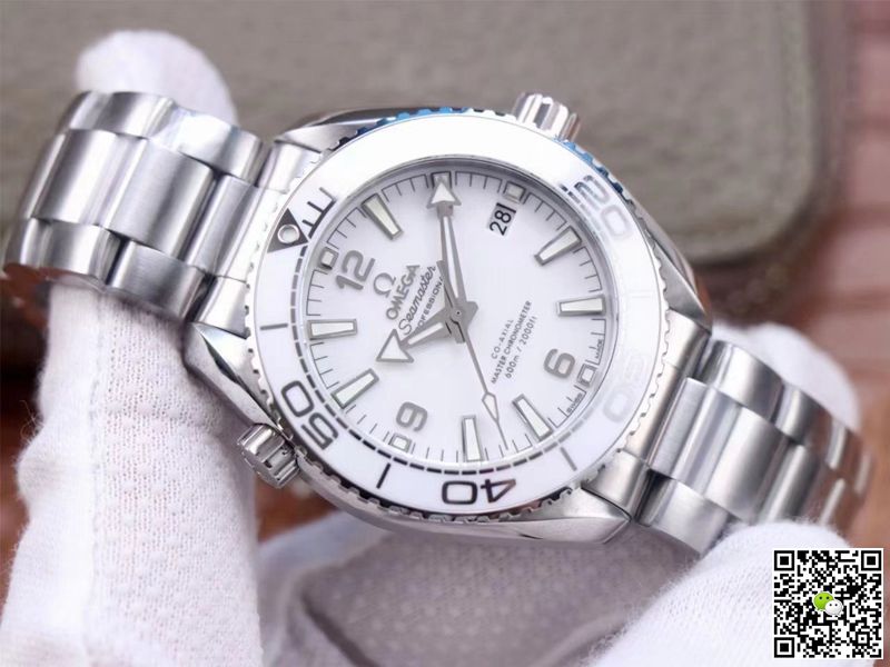 Omega Seamaster 215.30.40.20.04.001 Planet Ocean 600M VS Factory White Dial