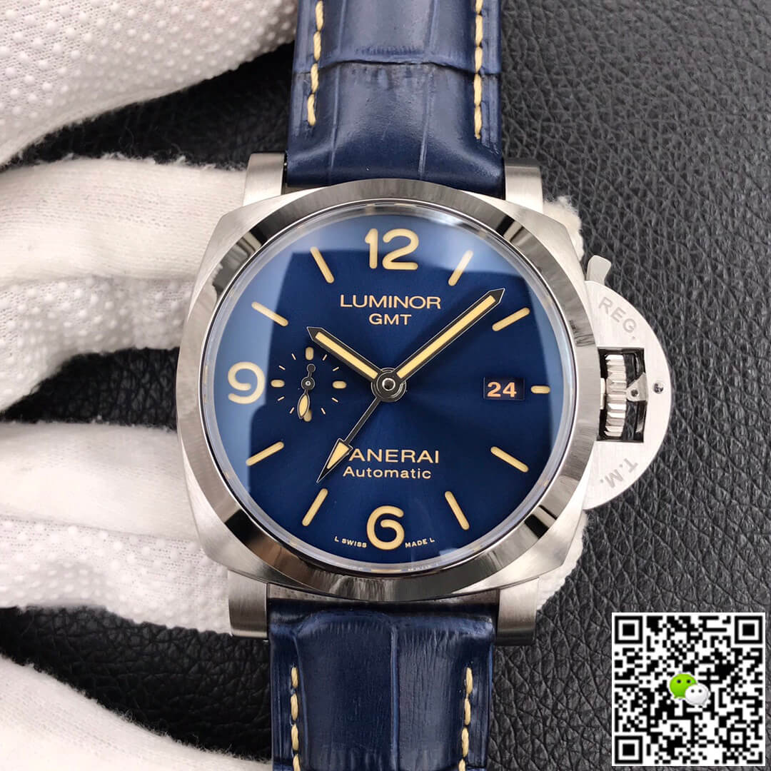 Panerai Luminor GMT PAM01033 VS Factory Dark Blue Dial