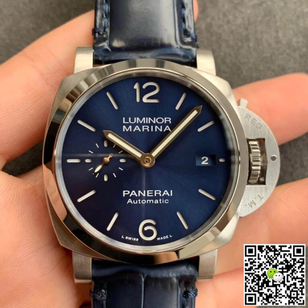 Panerai Luminor PAM01393 VS Factory Blue Dial
