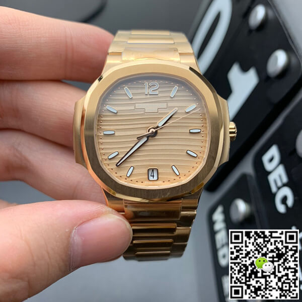 Patek Philippe Nautilus 7118/1R-010 3K Factory Rose Gold