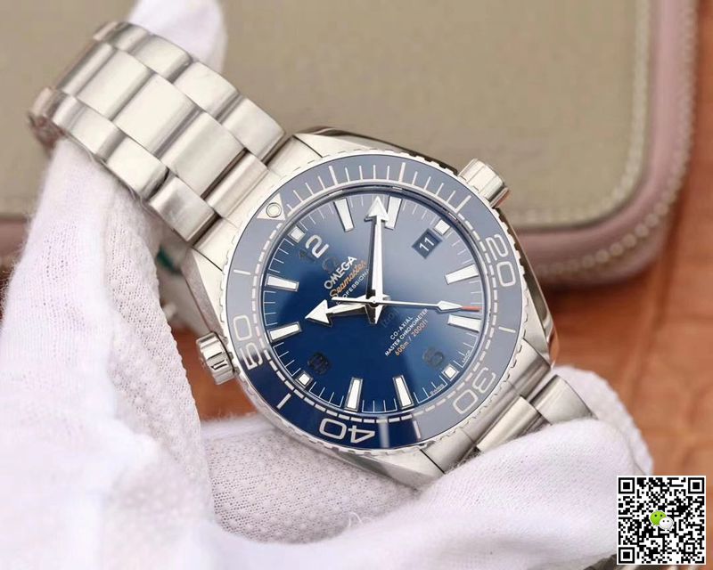 Omega Seamaster 215.30.44.21.03.001 Planet Ocean 600M VS Factory Blue Ceramic Dial