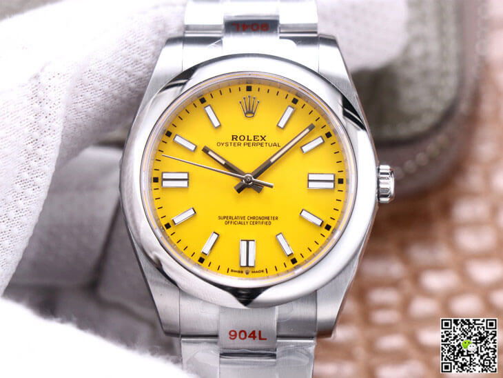 Rolex Oyster Perpetual M124300-0004 41MM EW Factory Yellow Dial