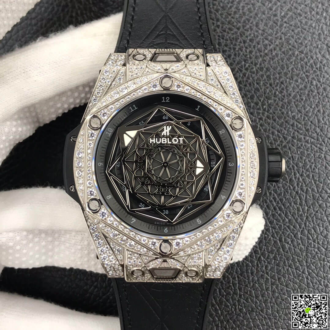 Hublot Big Bang 415.NX.1112.VR.1704.MXM17 WWF Factory Black Dial