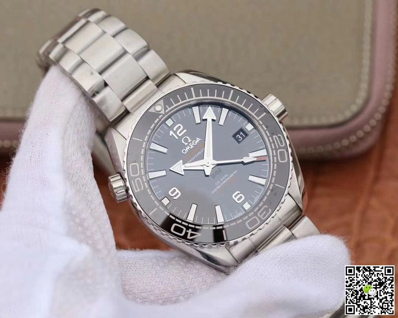 Omega Seamaster 215.30.44.21.01.001 Planet Ocean 600M VS Factory Black Ceramic Dial