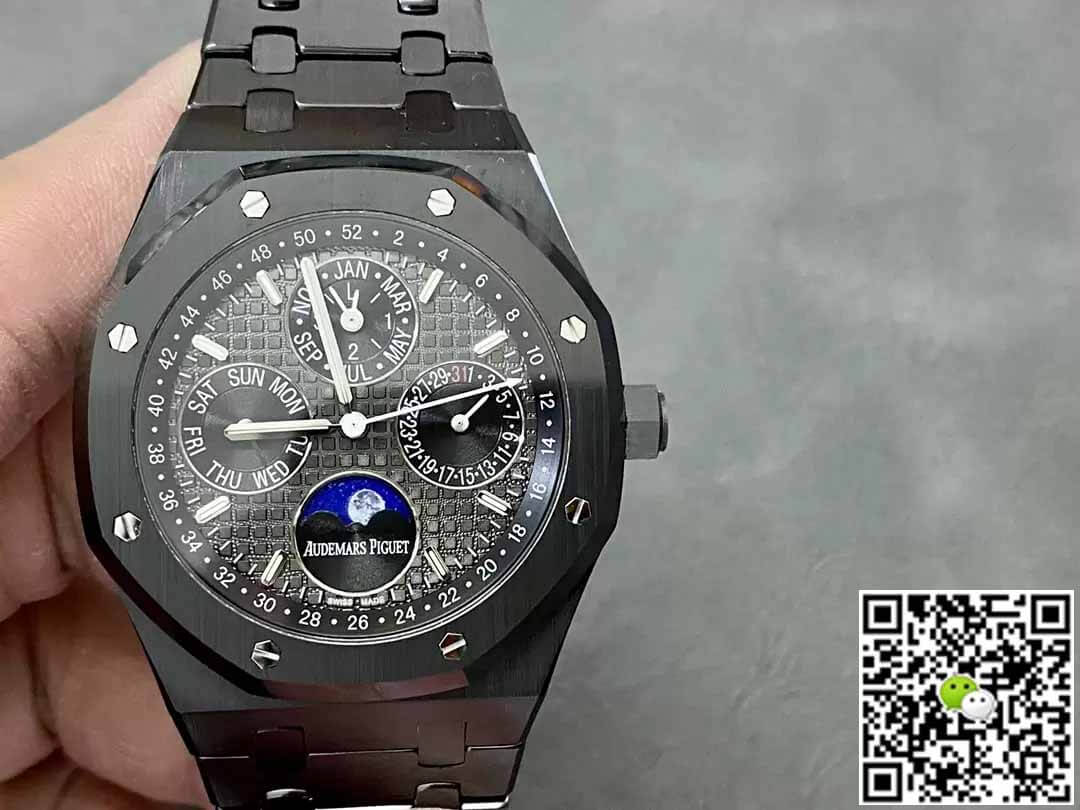 Audemars Piguet Royal Oak 26579CE.OO.1225CE.01 APS Factory Black Dial