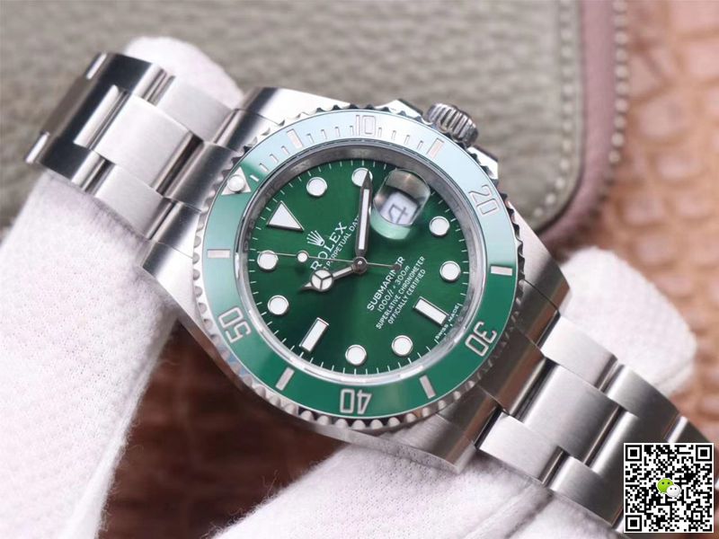 Rolex Submariner 116610LV-97200 Noob Factory V11 Green Dial