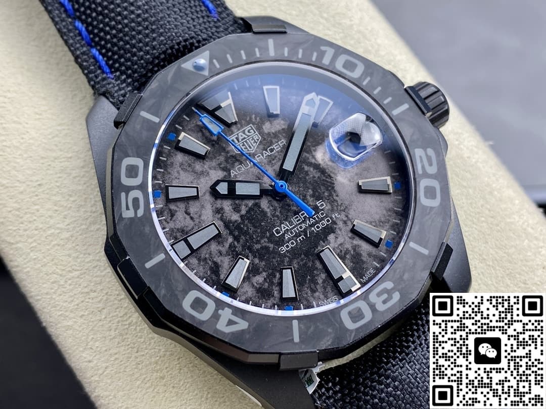 TAG Heuer Aquaracer WBD218C.FC6447 TAR Factory Date Display