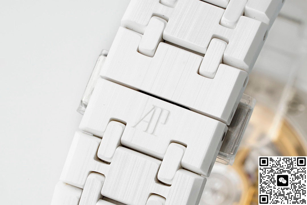 Audemars Piguet Royal Oak 26240 APS Factory Date Display