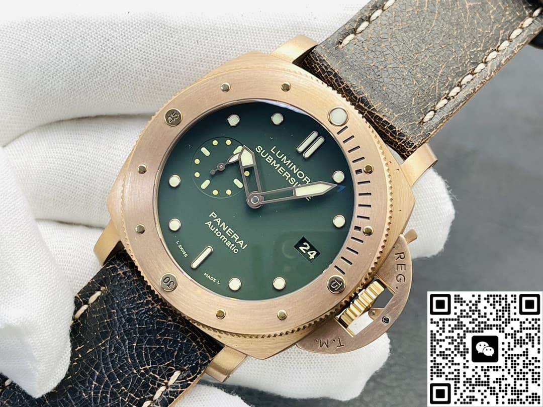 Panerai Submersible PAM00382 VS Factory Leather strap