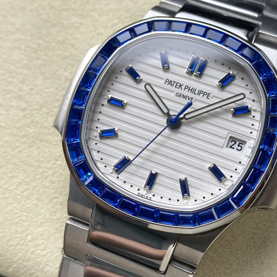 Patek Philippe Nautilus 5711 GR Factory White Dial