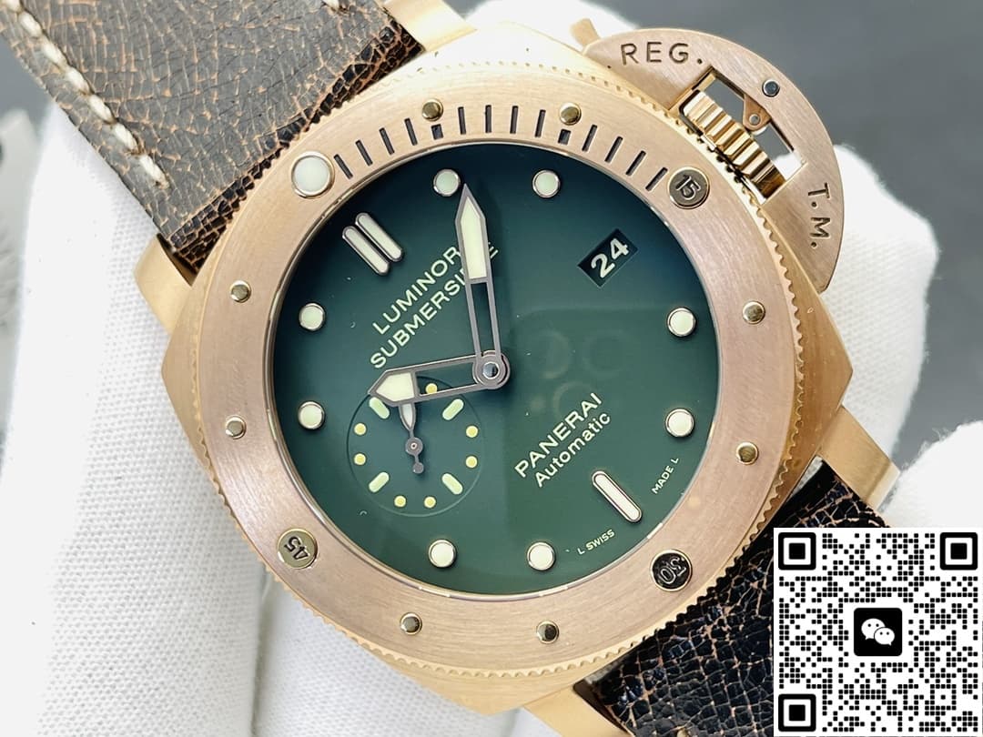 Panerai Submersible PAM00382 VS Factory Leather strap