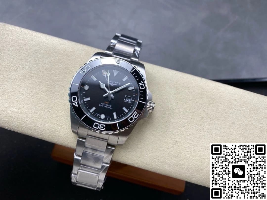 Longines Sports L3.790.4.56.6 GR Factory Date Display