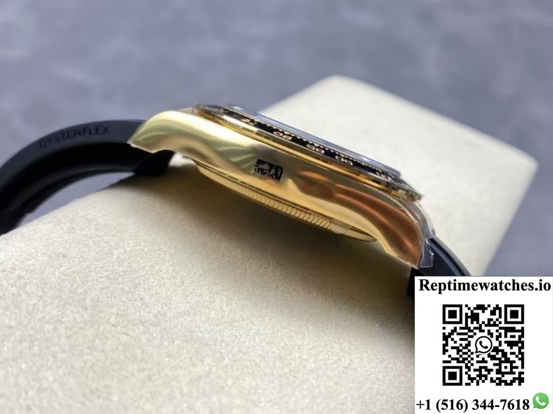 Rolex Cosmograph Daytona m126518ln-0010 Clean Factory Rubber Strap