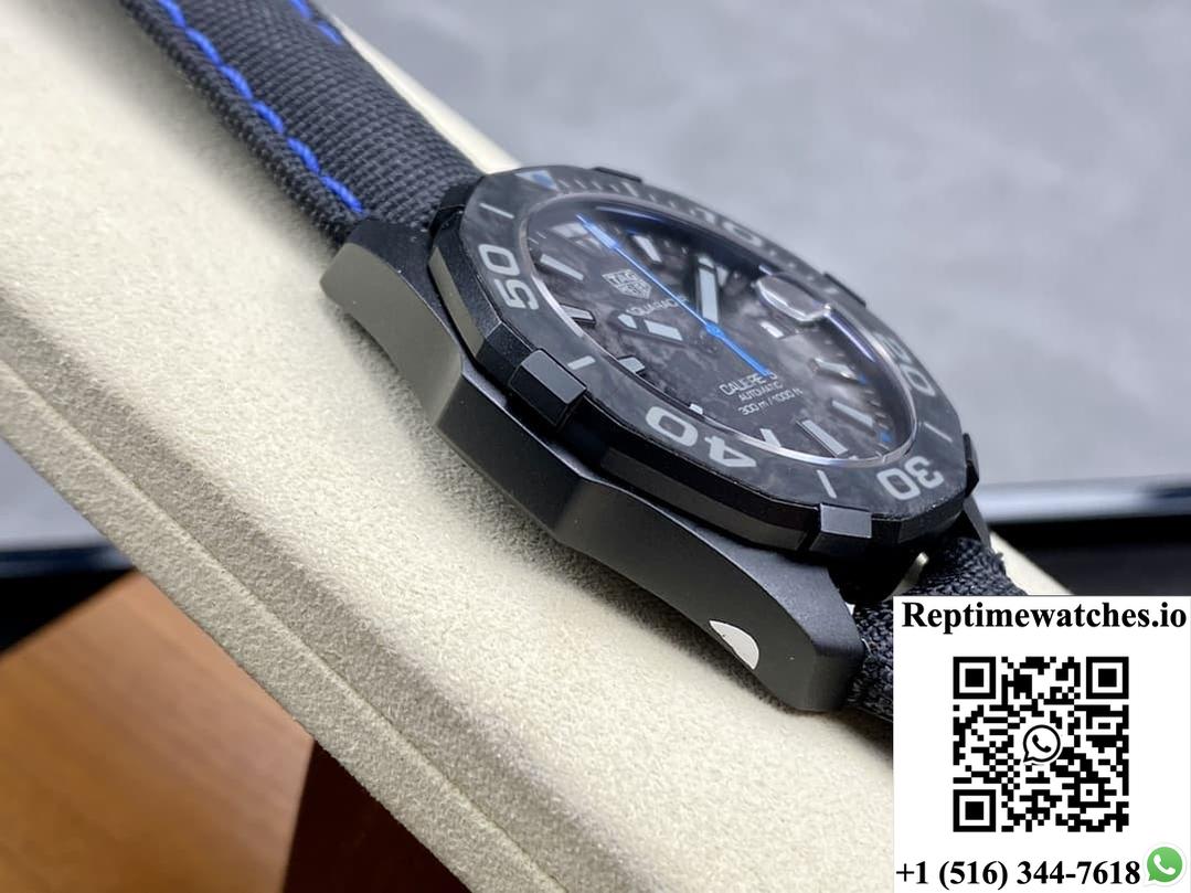 TAG Heuer Aquaracer WBD218C.FC6447 TAR Factory Date Display