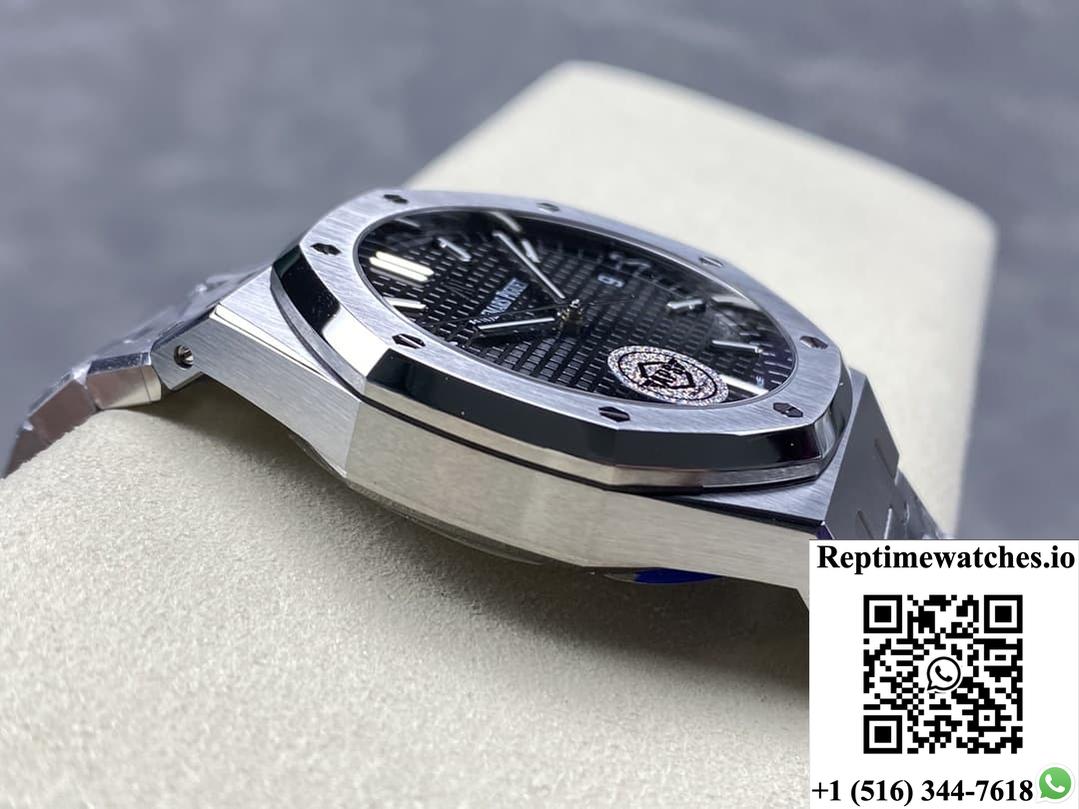 Audemars Piguet Royal Oak 15500ST.OO.1220ST.03 APS Factory black dial