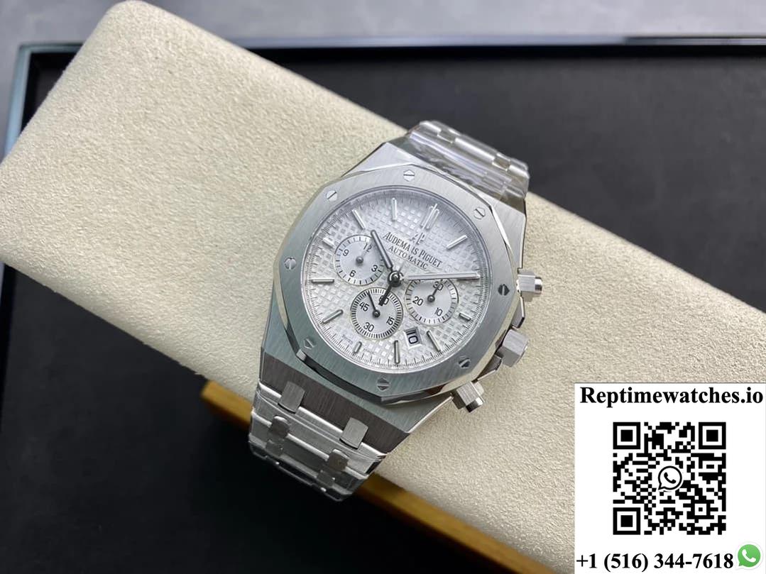 AP Royal Oak 26320ST.OO.1220ST.02 APS Factory Date Display