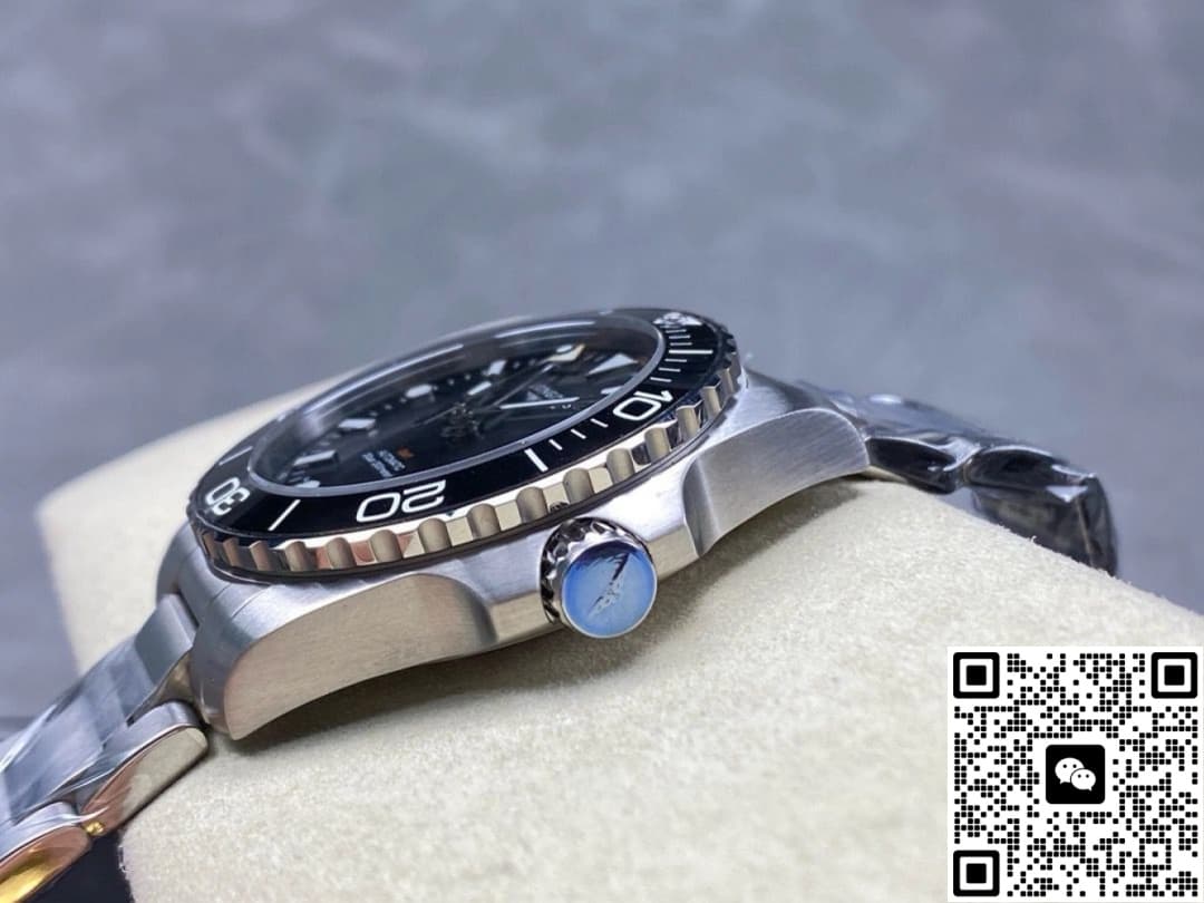 Longines Sports L3.790.4.56.6 GR Factory Date Display