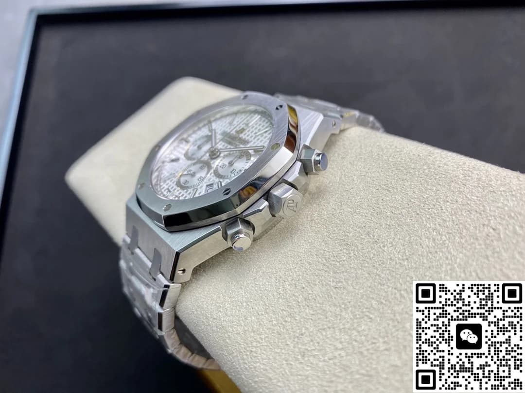 AP Royal Oak 26320ST.OO.1220ST.02 APS Factory Date Display