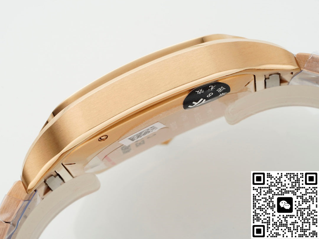 Cartier Santos WGSA0018 AF factory date display