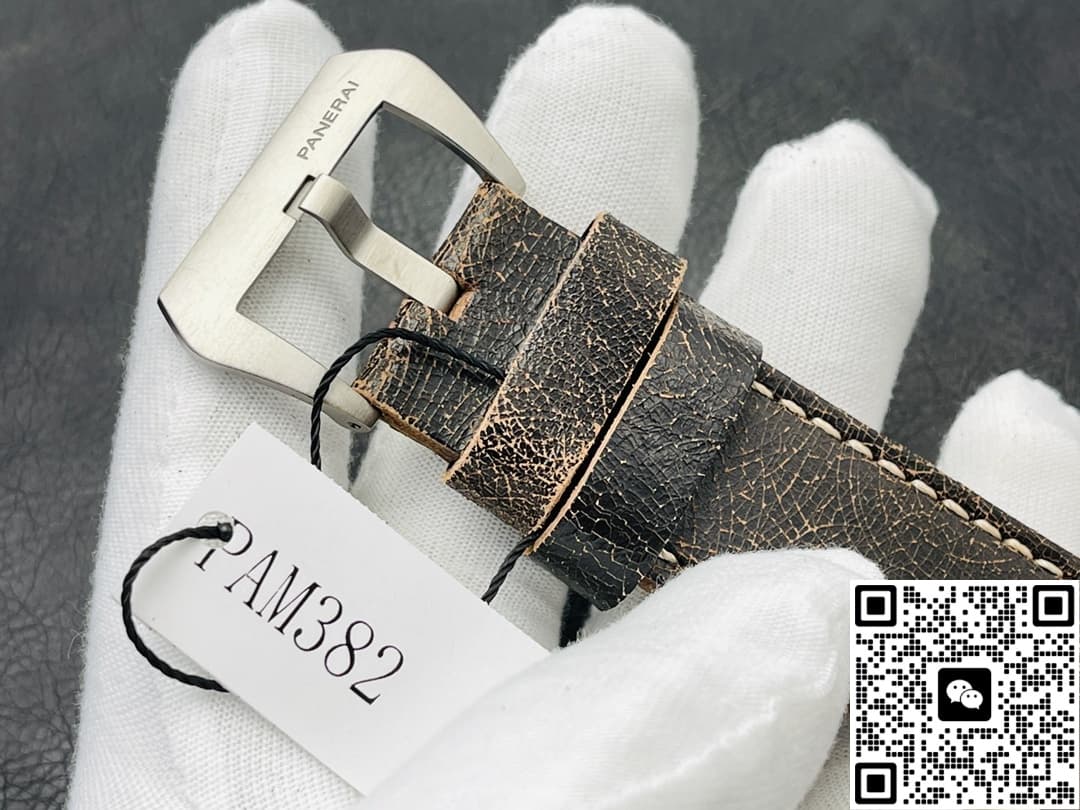 Panerai Submersible PAM00382 VS Factory Leather strap