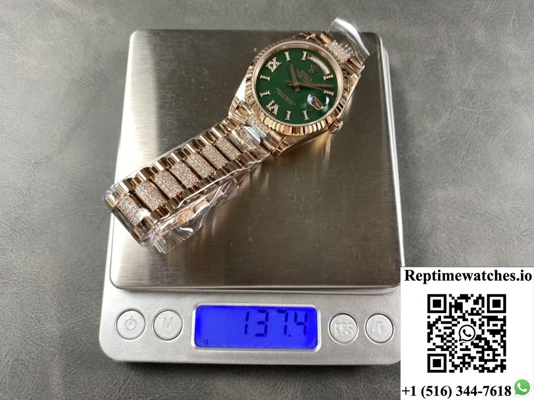 Rolex Day-Date M128235-0069 8+ Factory Green Dial