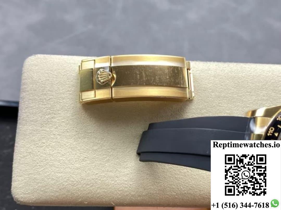 Rolex Cosmograph Daytona m126518ln-0010 Clean Factory Rubber Strap