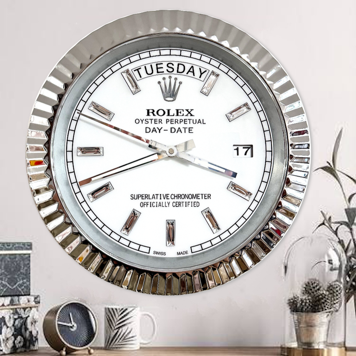 DAY DATE – ROSE SILVER – WHITE 35 CM DELUXE METAL WALL CLOCK