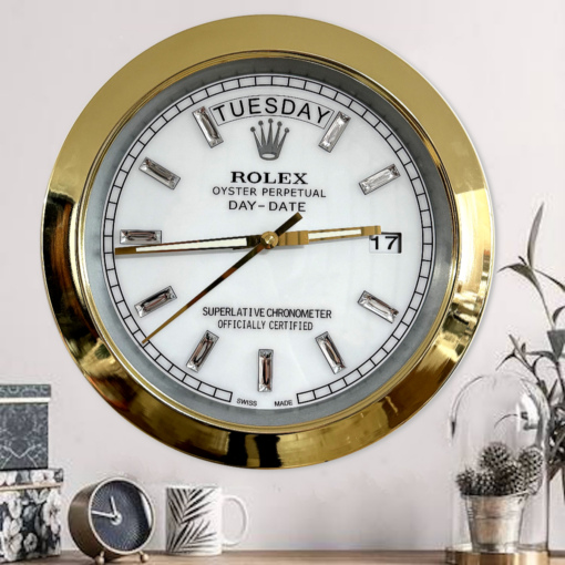 DAY DATE – GOLD – WHITE EDITION 35 CM DELUXE METAL WALL CLOCK