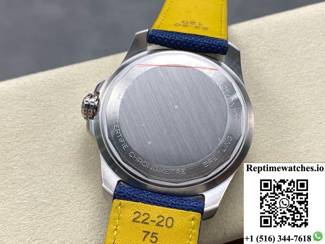 Breitling Avenger A17328101C1X1 BLS Factory Date Display
