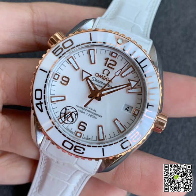 Omega Seamaster 215.23.40.20.04.001 Planet Ocean 600M VS Factory White Dial