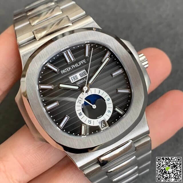 Patek Philippe Nautilus 5726/1A-001 Moonphase GR Factory Stainless Steel Strap