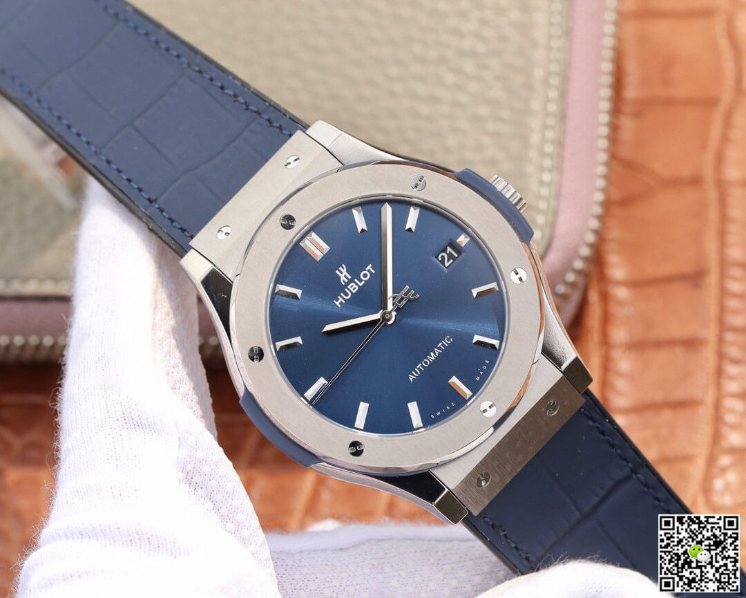 Hublot Classic Fusion 511.NX.7170.LR WWF Factory Blue Dial