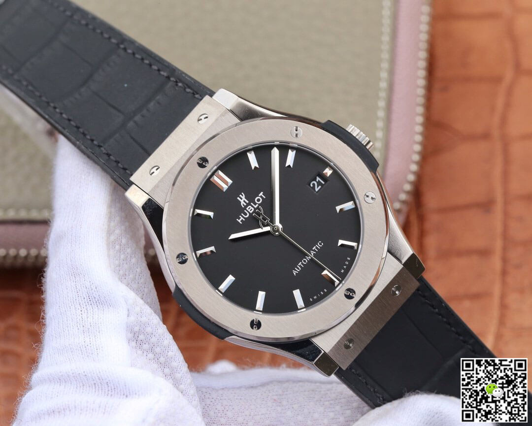 Hublot Classic Fusion 511.NX.1171.LR WWF Factory Black Dial