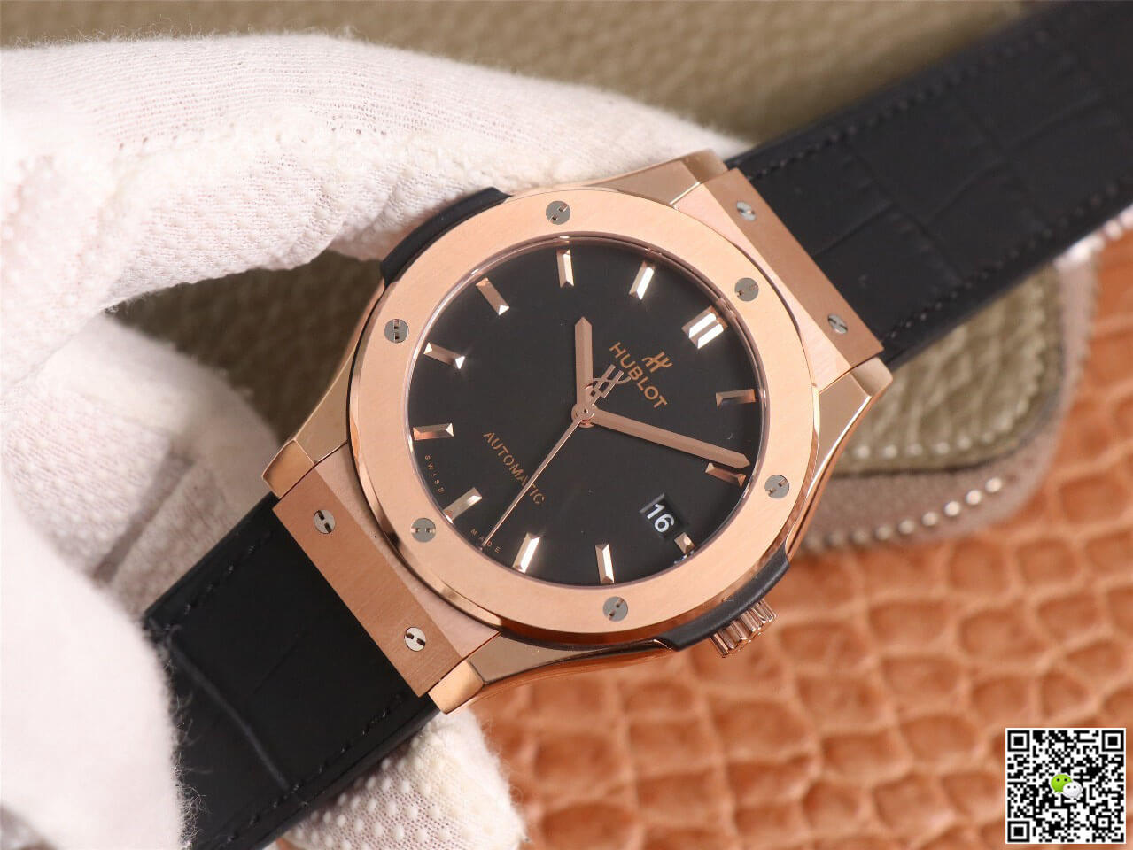 Hublot Classic Fusion 511.OX.1181.LR WWF Factory Rose Gold Black Dial