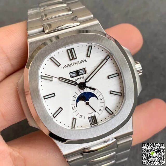 Patek Philippe Nautilus 5726/1A-010 Moonphase GR Factory Stainless Steel Strap