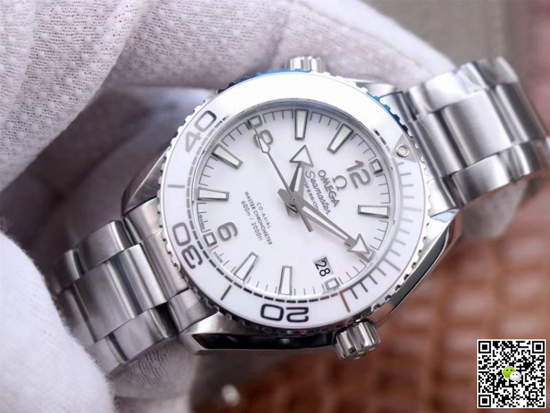 Omega Seamaster 215.30.40.20.04.001 Planet Ocean 600M VS Factory White Dial