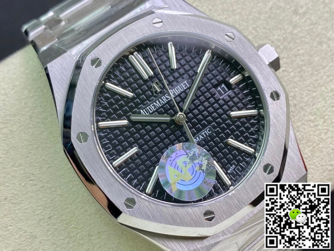 Audemars Piguet Royal Oak 15400ST.OO.1220ST.01 APS Factory Black Dial