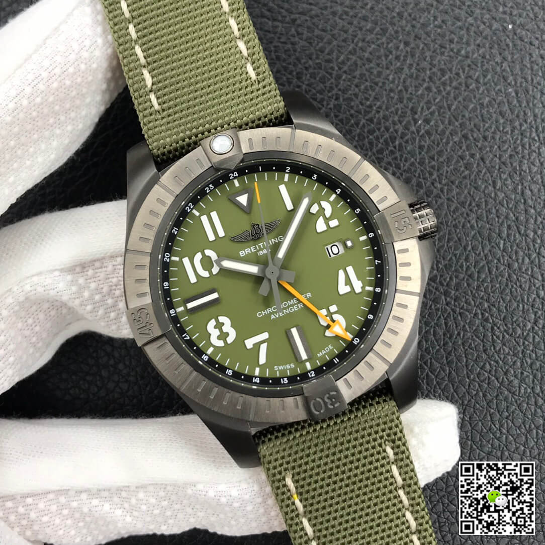 Breitling Avenger Automatic GMT 45 Night Mission V323952A1L1X1 GF Factory Green Dial